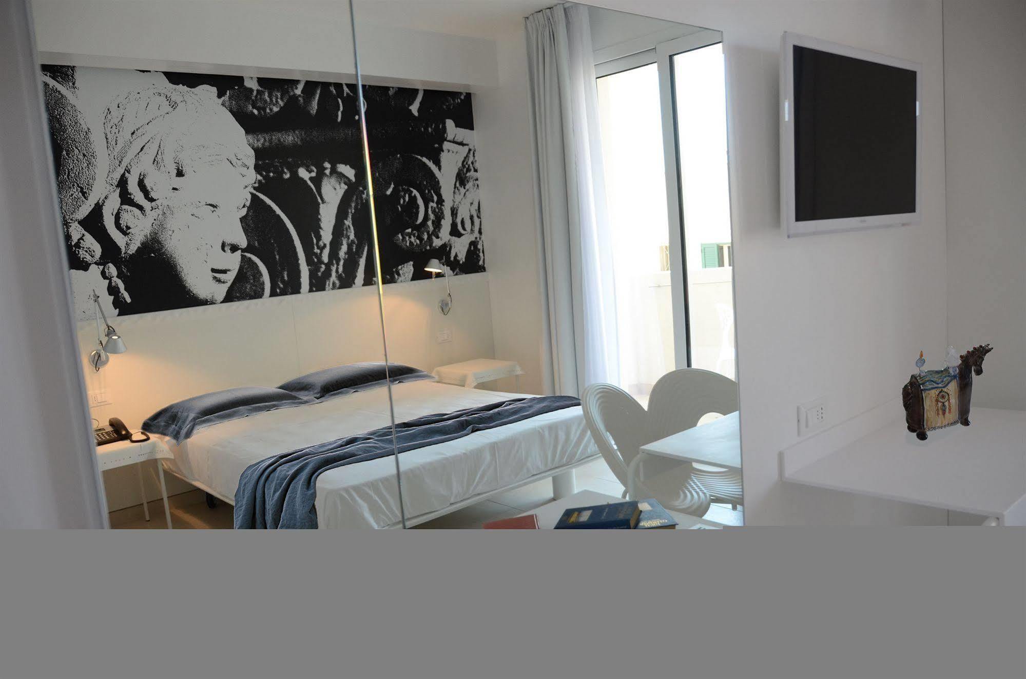 Quihotel Porto Cesareo Exterior foto